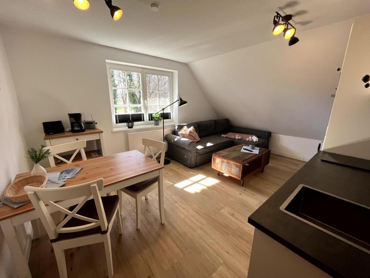 Ferienwohnung Lasse In 비에크 외부 사진