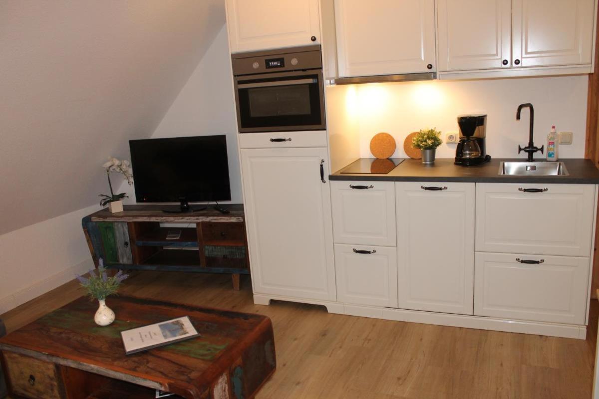 Ferienwohnung Lasse In 비에크 외부 사진